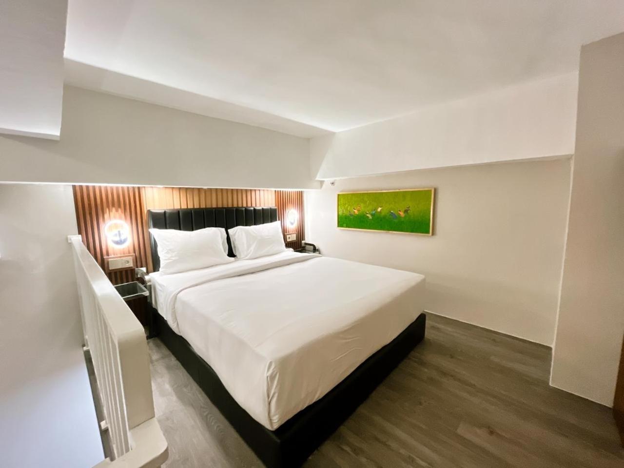 Verse Hotel